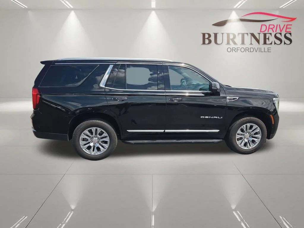 2025 GMC Yukon Denali - Photo 9