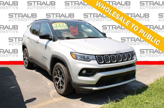Used 2024 Silver Jeep Limited image 1