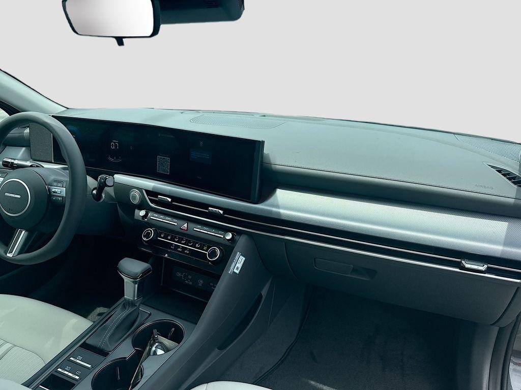 New 2026 Portofino Gray Hyundai SE image 21