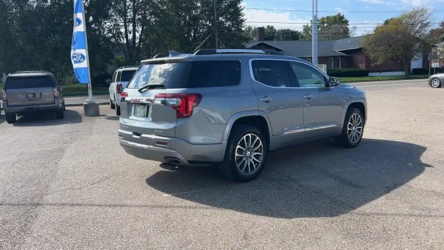 Used 2023 Silver GMC Denali image 10