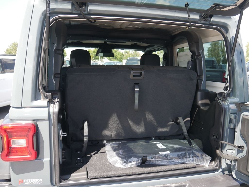 New 2026 Anvil Clearcoat Jeep Rubicon image 14