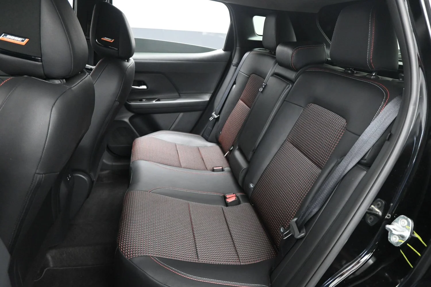 Certified Used 2026 Super Black Nissan SR image 11