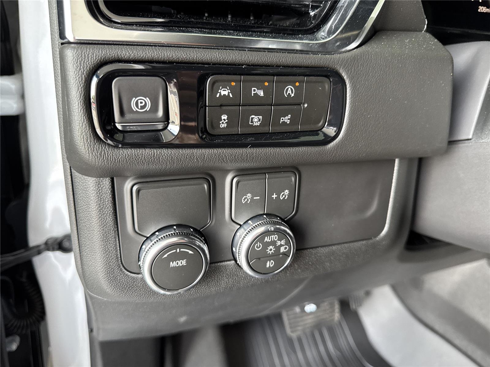 New 2026 Glacier White Tricoat GMC Denali image 20