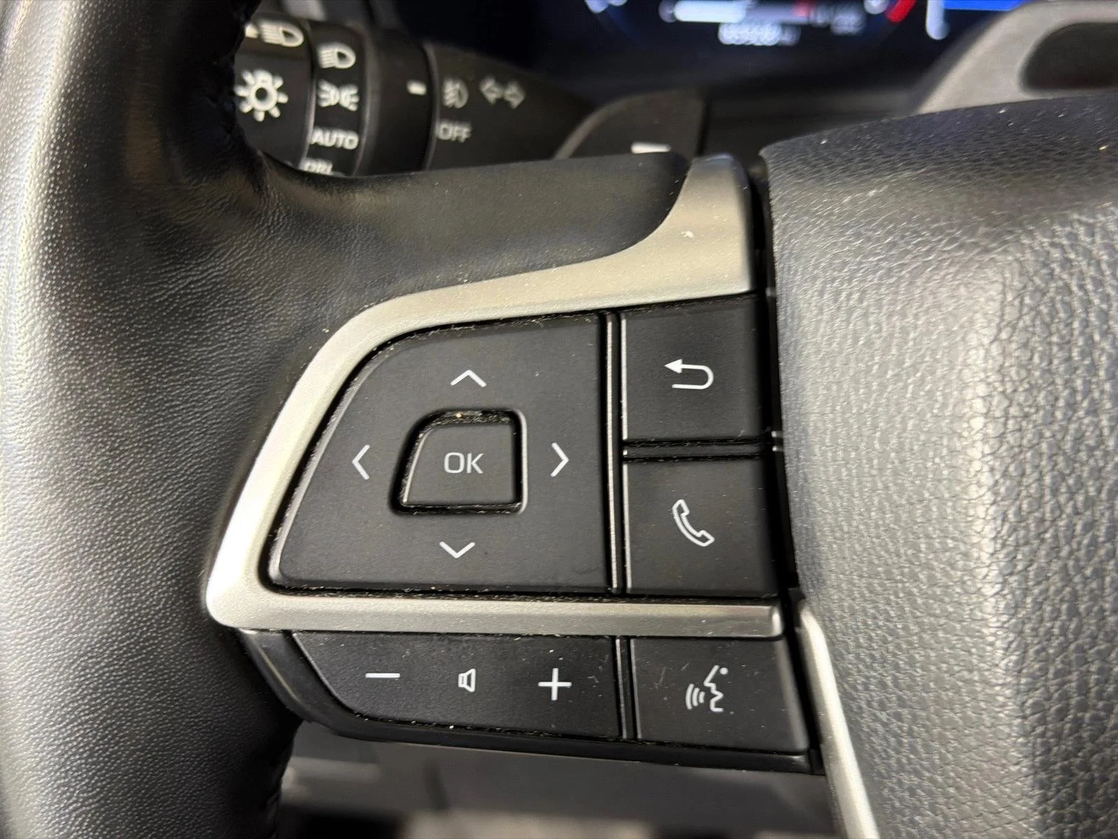 Used 2024 Silver Toyota XLE image 26