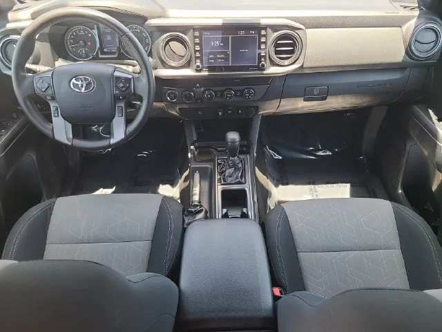 Used 2020 Gray Toyota SR5 image 12