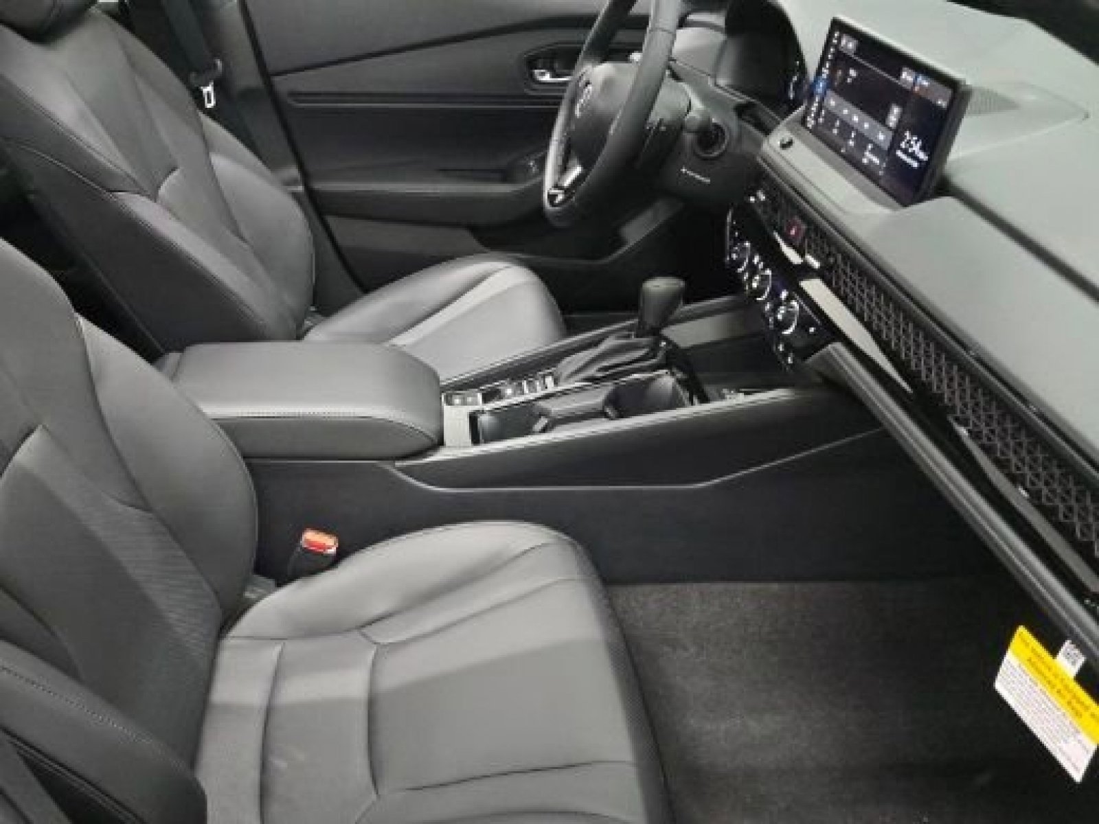 Certified Used 2025 Solar Silver Metallic Honda Sport-L image 25
