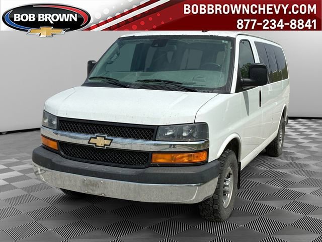 2019 Chevrolet Express 3500 LT's photo