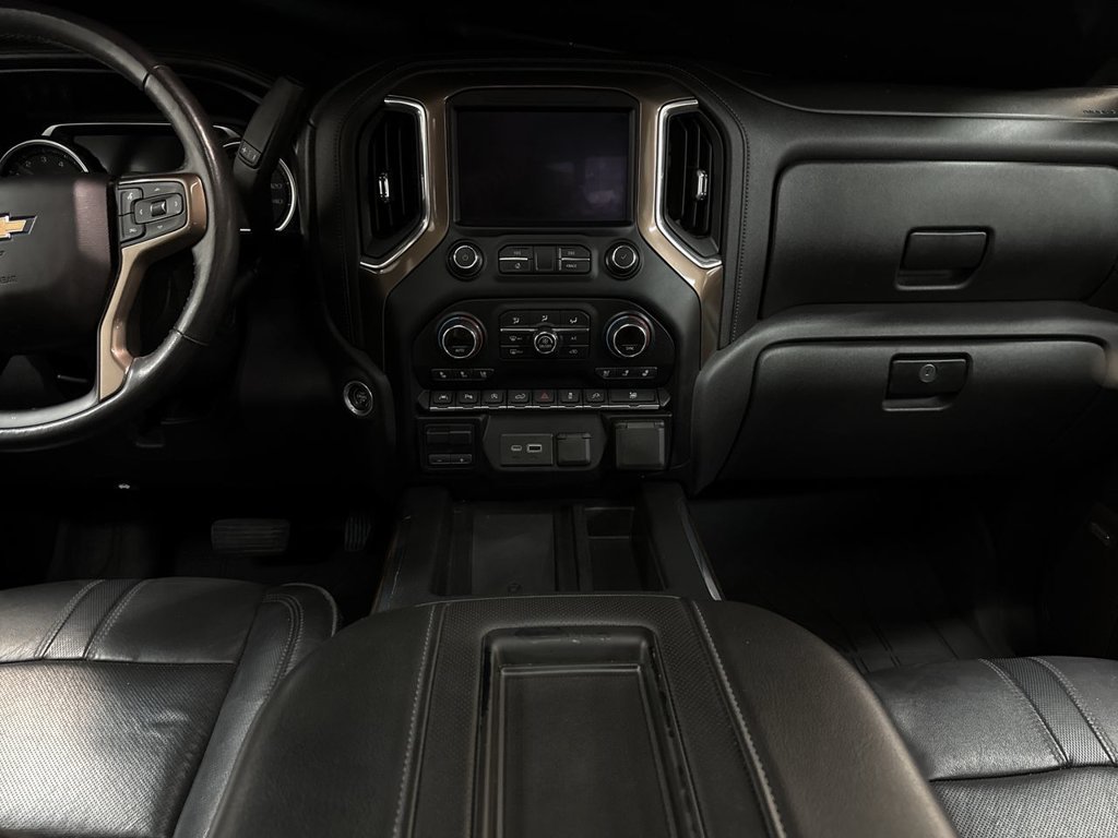 Used 2020 Black Chevrolet High Country image 20