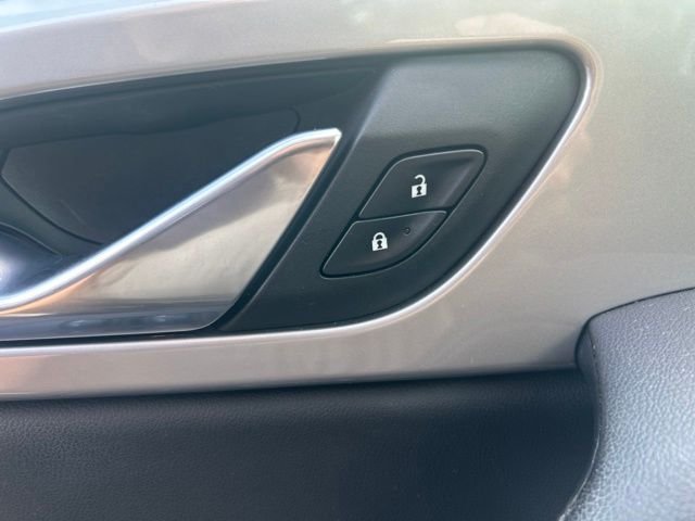 Used 2021 Black Chevrolet LT image 15