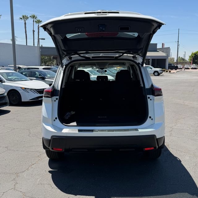 New 2026 Everest White Pearl TriCoat Nissan SV image 7