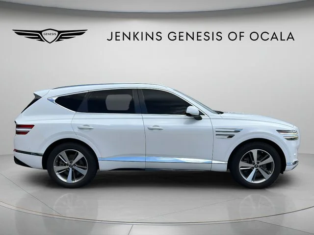 Used 2021 White Genesis 2.5T image 8