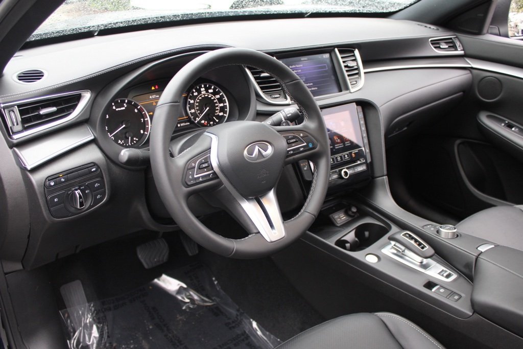2025 Infiniti QX55 Luxe photo 3