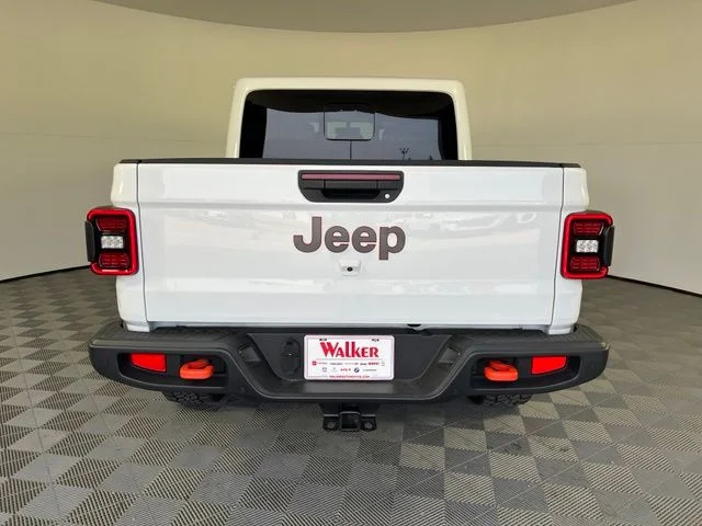Used 2023 White Jeep Mojave image 6