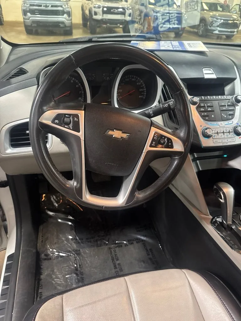 Used 2010 Summit White Chevrolet LT w/2LT image 9