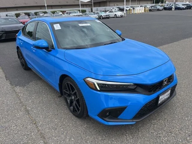 Used 2022 Boost Blue Pearl Honda Sport Touring image 4
