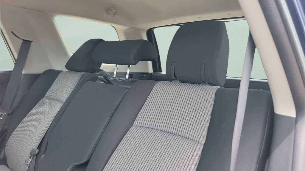 Used 2022 Blue Toyota SR5 image 10