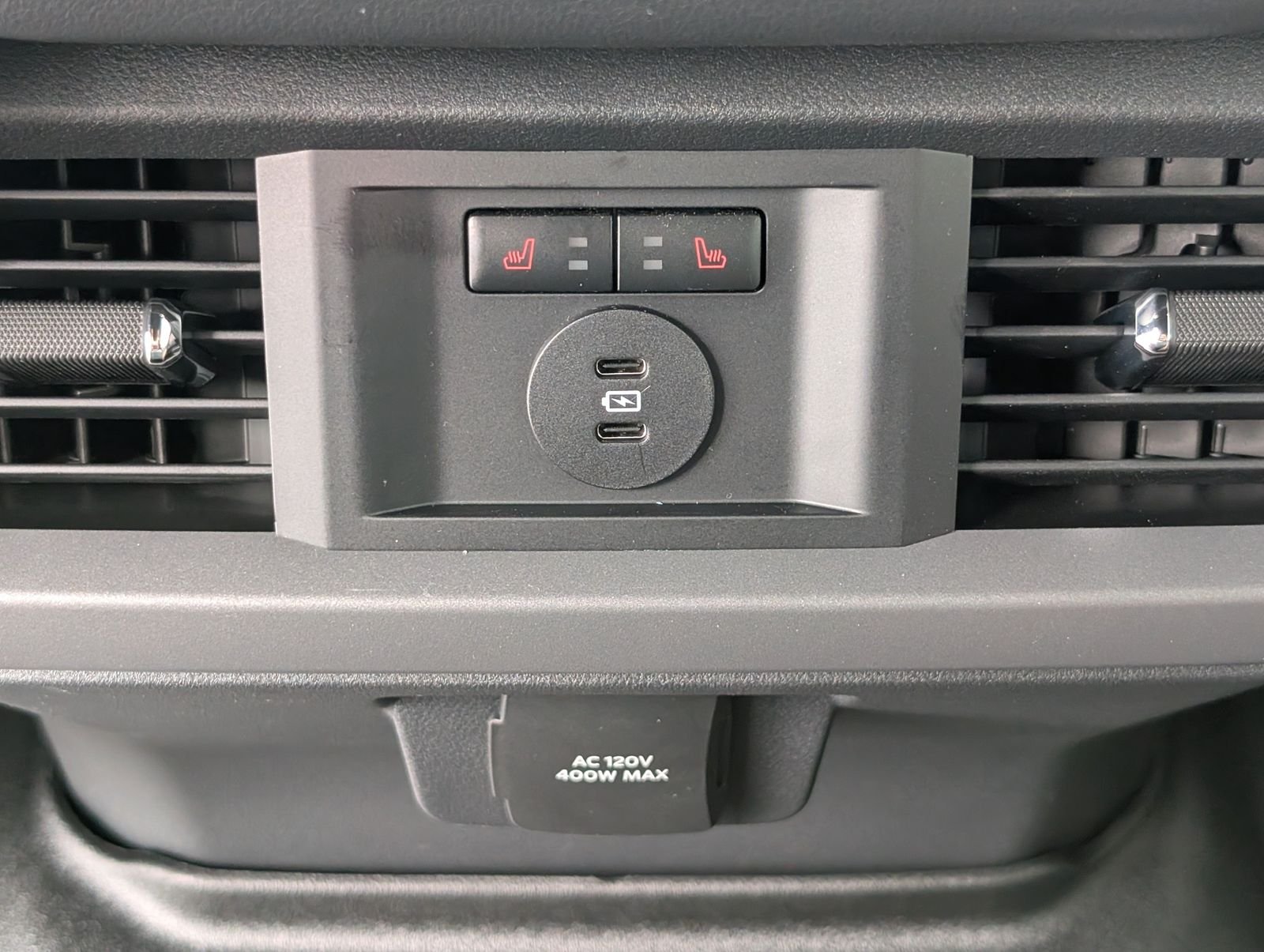 New 2026 Iconic Silver Metallic Ford Lariat image 34