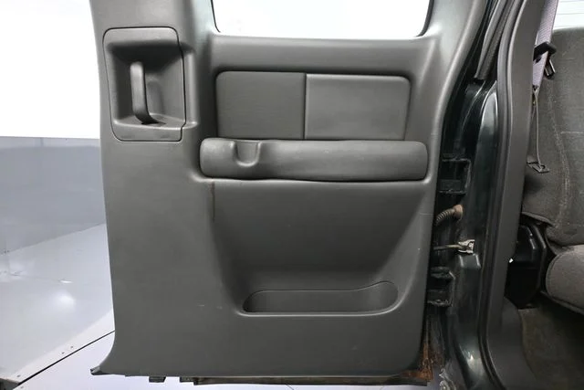 Used 2003 Green Chevrolet LS image 30