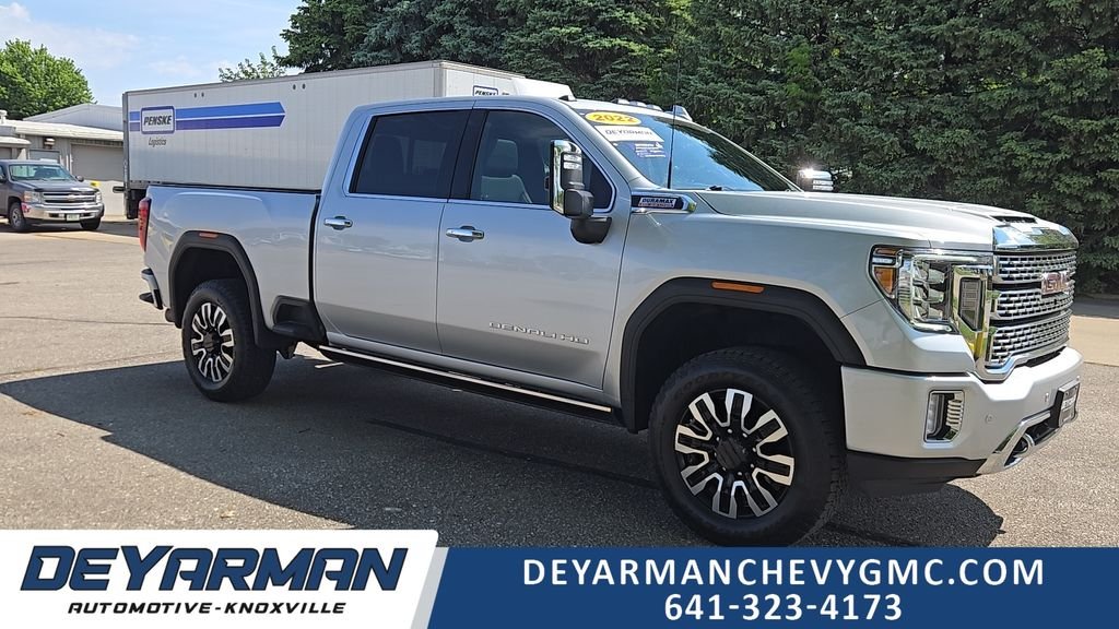 2022 GMC Sierra 4WD Crew Cab Standard Box Denali's photo