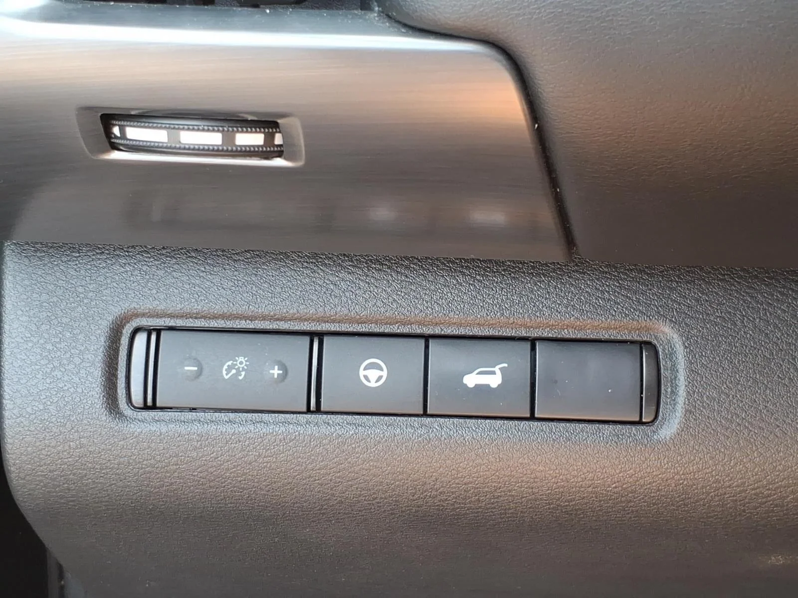 Used 2025 Super Black Nissan SL image 14