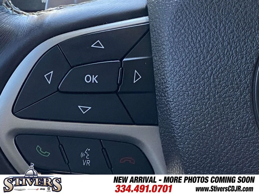 Used 2017 Gray Jeep Overland image 31