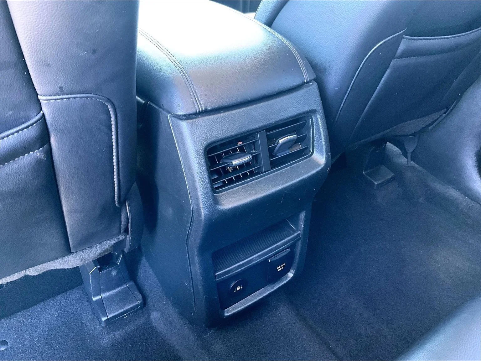 Used 2024 White Ford SEL image 34