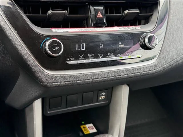 Used 2022 Red Toyota LE image 23