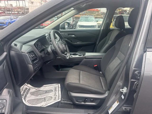 Used 2024 Gray Nissan SV image 10