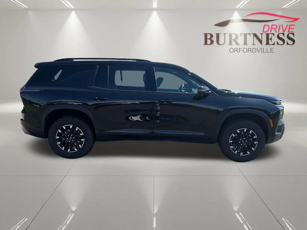 Certified Used 2025 Mosaic Black Metallic Chevrolet Z71 image 9