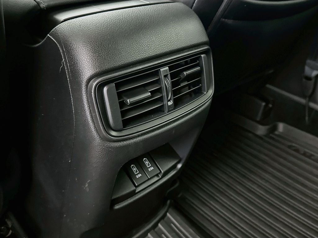 Used 2017  Honda EX-L image 26