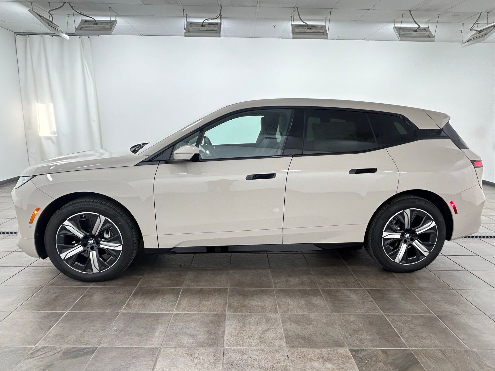 New 2026 Dune Grey Metallic BMW xDrive45 image 2