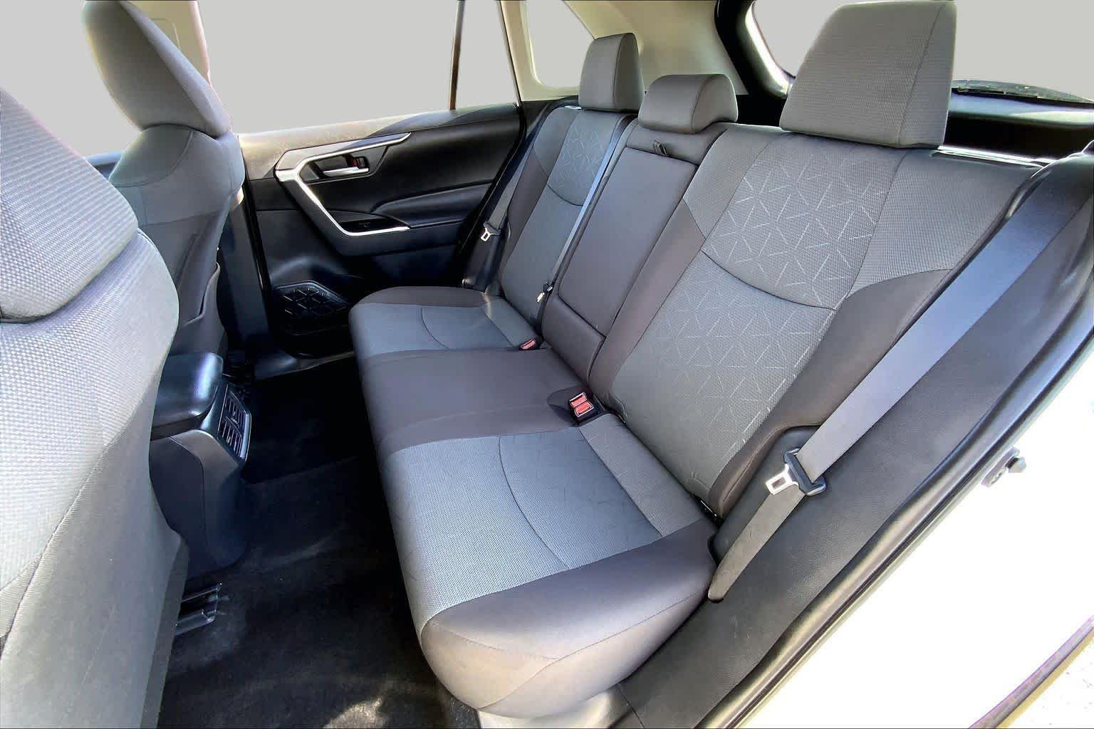 Used 2025 Ice Cap Toyota XLE image 20