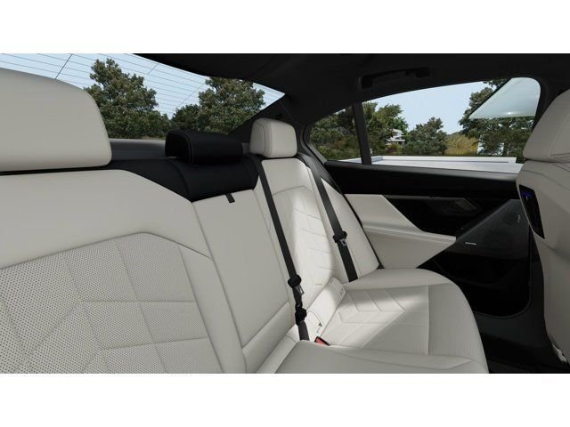 New 2027 Alpine White BMW 530i xDrive image 12