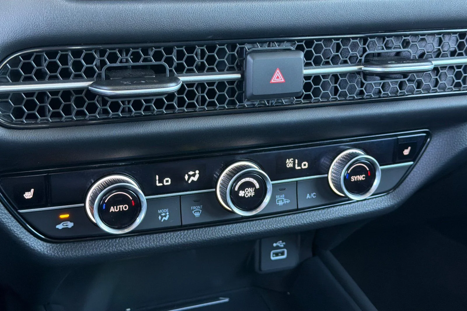Used 2024  Honda EX-L image 22