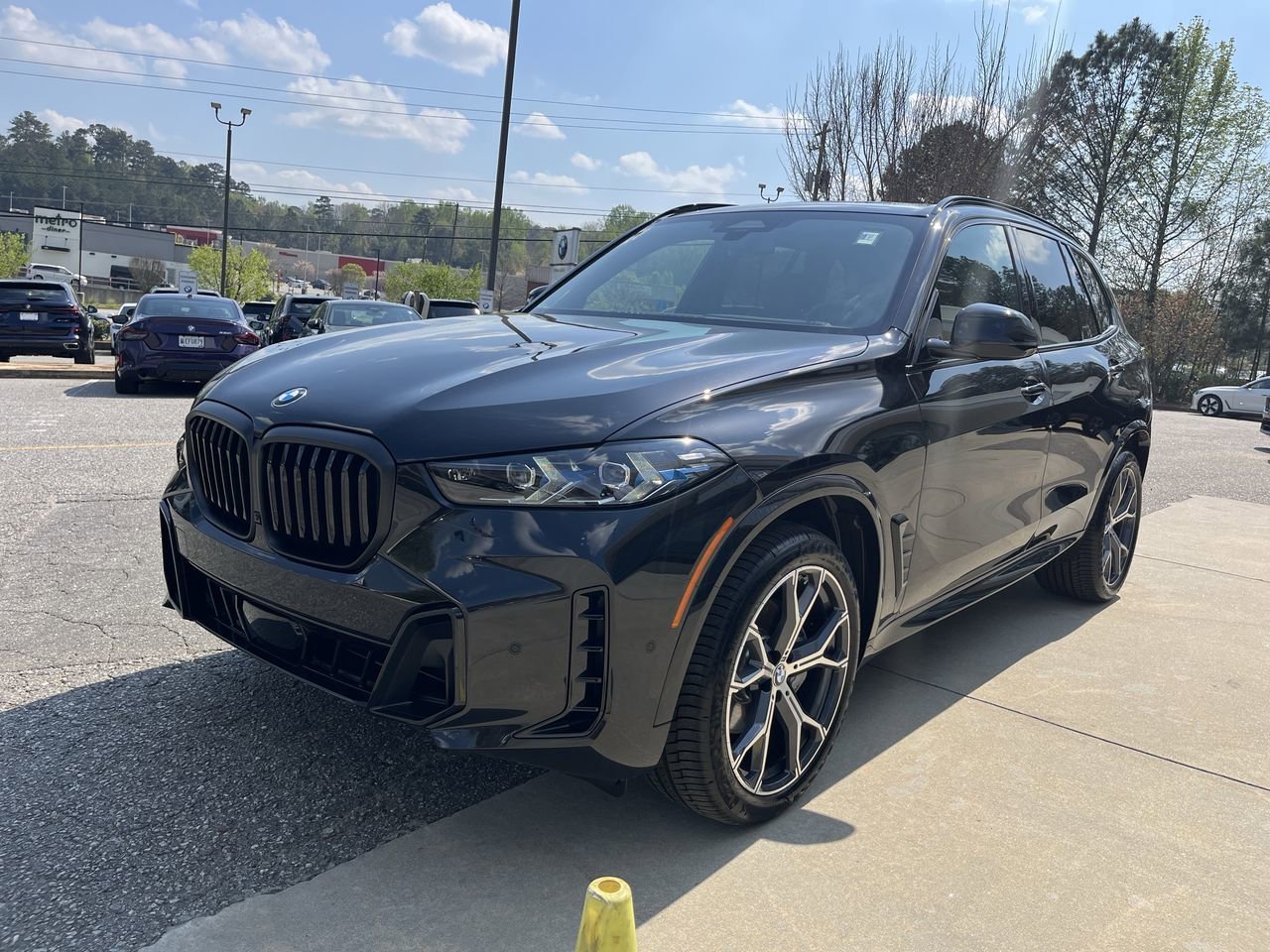 Used 2026 Black Sapphire Metallic BMW xDrive40i image 4