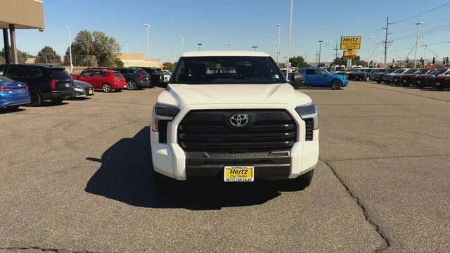 Used 2025 White Toyota SR5 image 3