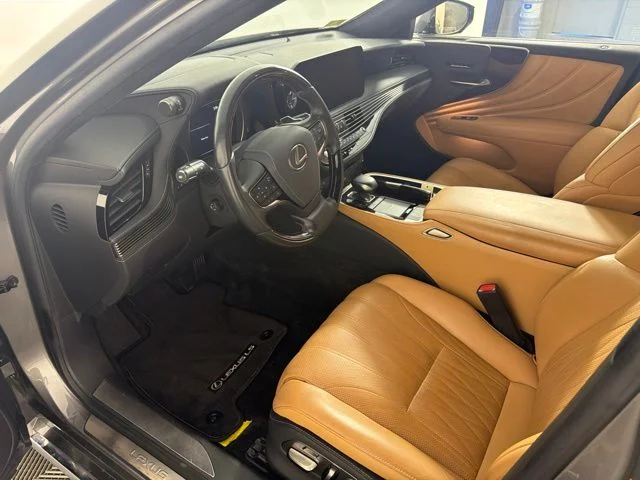 Used 2022 Silver Lexus 500 Base image 14