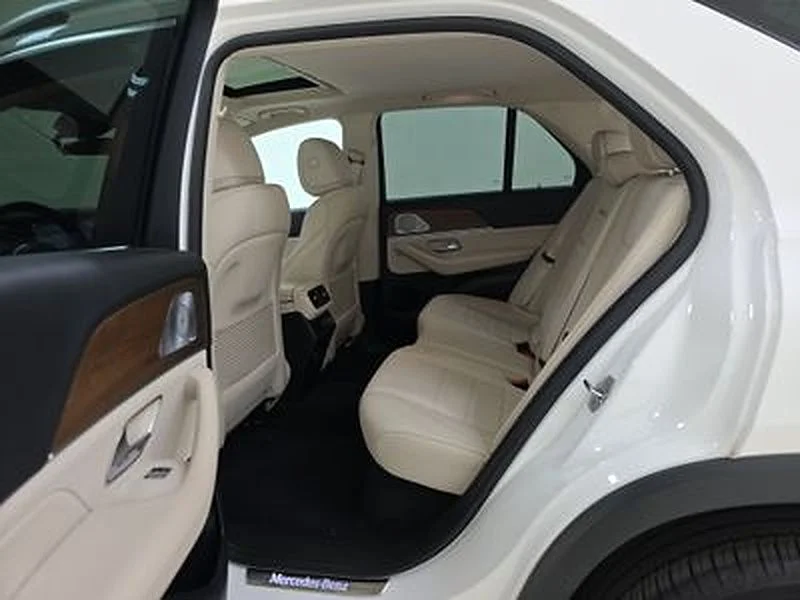 Used 2021 White Mercedes-Benz GLE 350 image 13