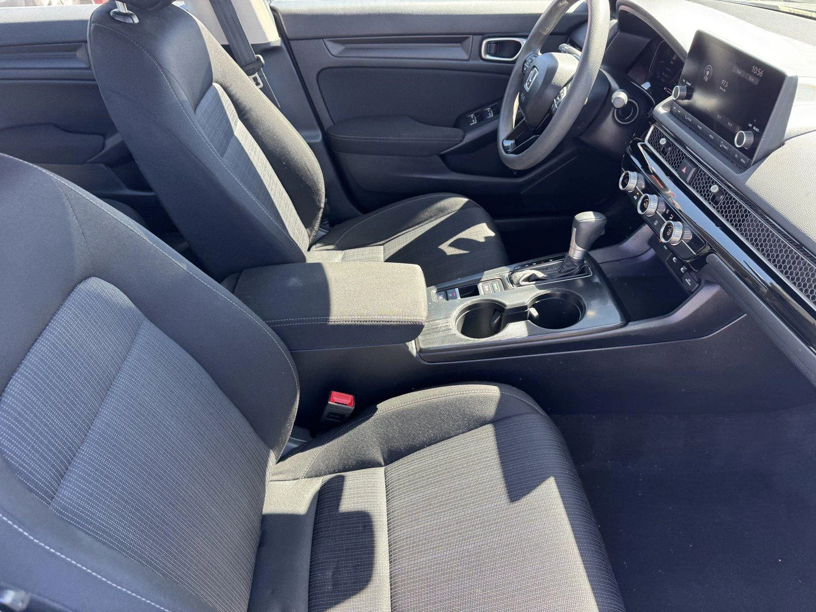 Used 2025  Honda LX image 8