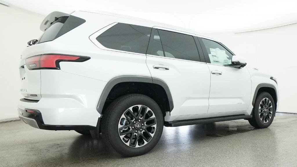 New 2026 Wind Chill Pearl Toyota Limited image 5