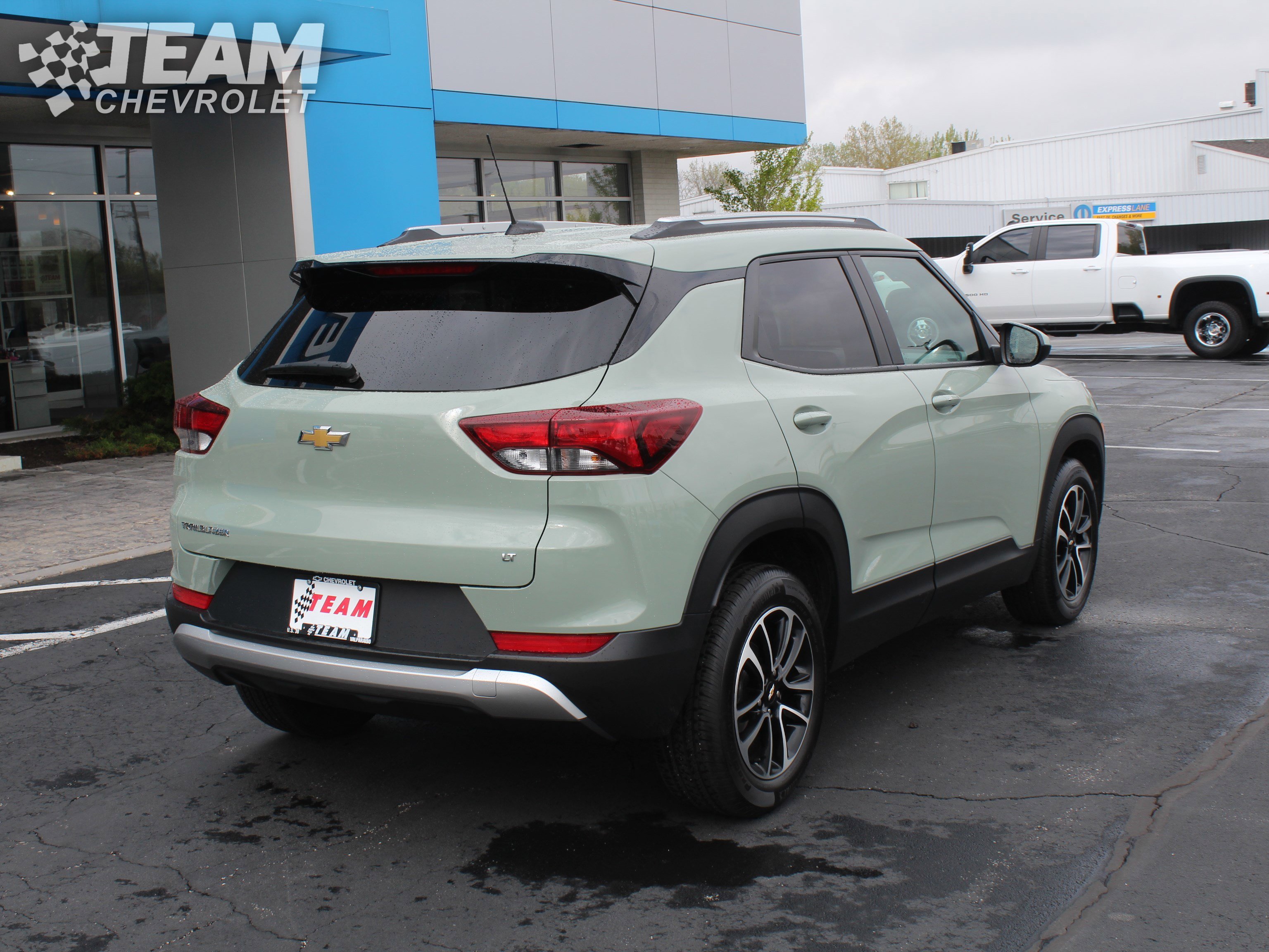 Used 2025 Cacti Green Chevrolet LT image 4