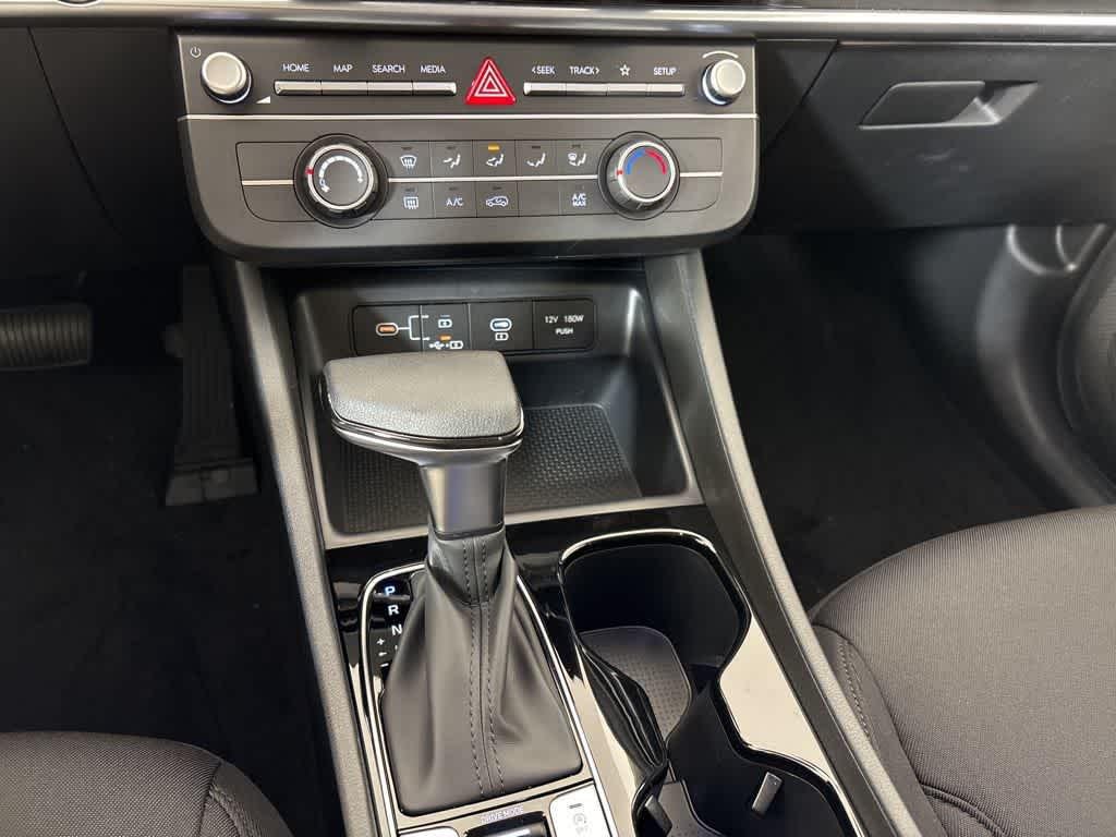 New 2026 Serenity White Pearl Hyundai SE FWD image 27