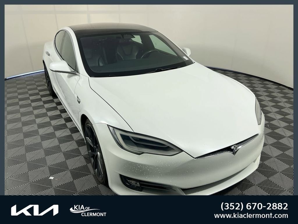 2021 Tesla Model S Long Range Plus's photo