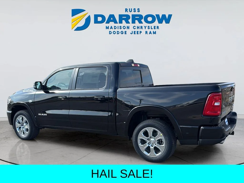 New 2026 Diamond Black Crystal Pearl-Coat Exterior Paint RAM Big Horn/Lone Star image 3