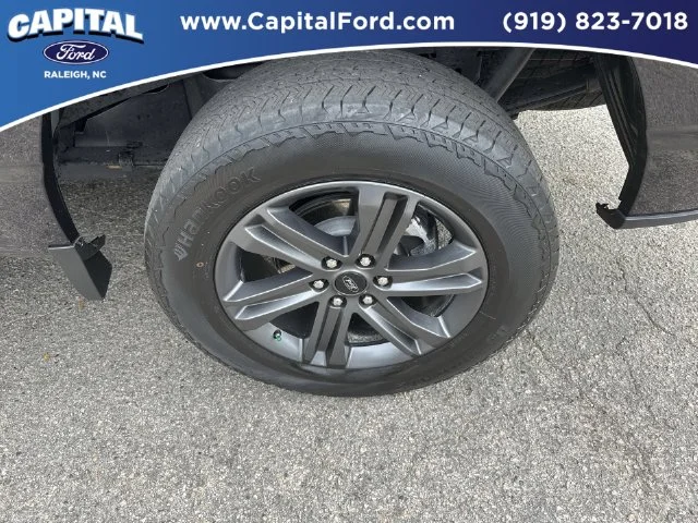 Used 2023 Black Ford XLT image 13