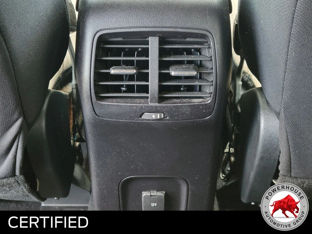 Used 2020 Red Ford SE image 17