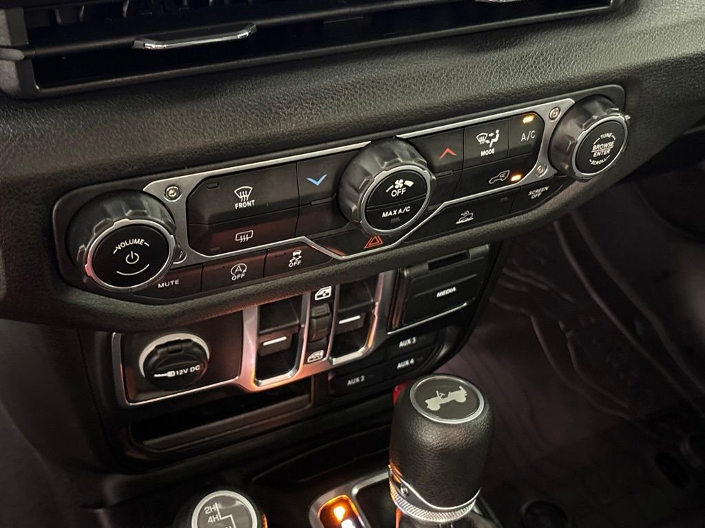 Used 2025 Gray Jeep Sport S image 36