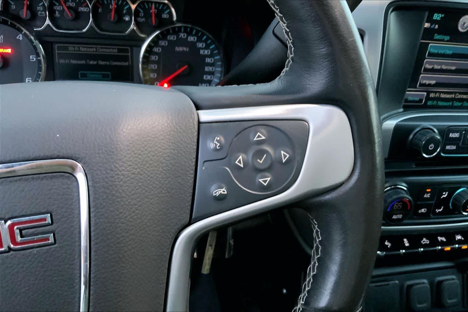 Used 2018 Dark Slate Metallic GMC SLT image 24