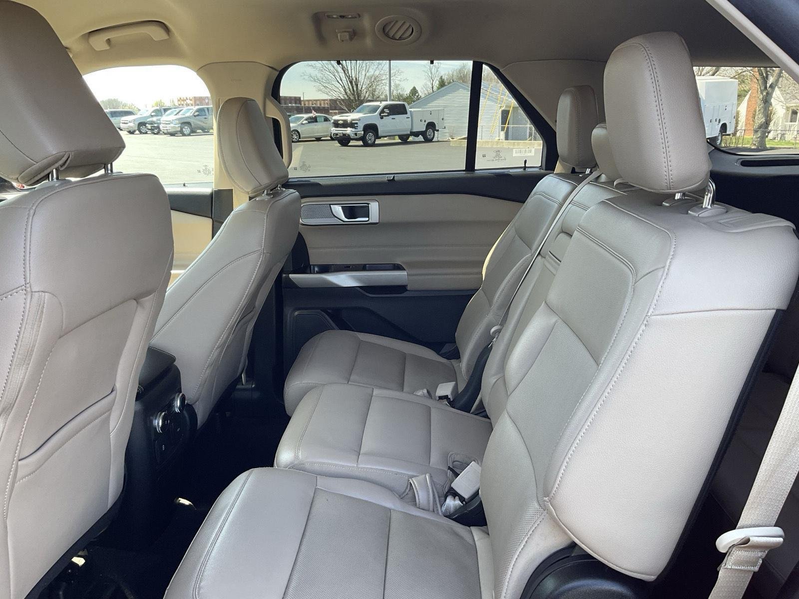 Used 2023 Red Ford Limited image 17