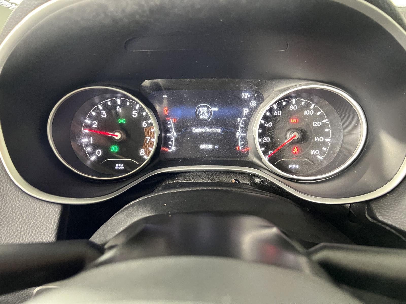 Used 2019 Pearl White Tri-Coat Jeep Limited image 15